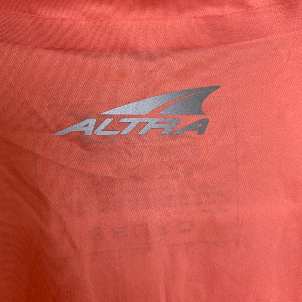 NWOT Altra Peach Packable Half Zip Pullover Jacket - Picture 8 of 9